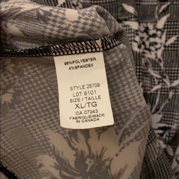 kenar blouse - Picture 4 of 4